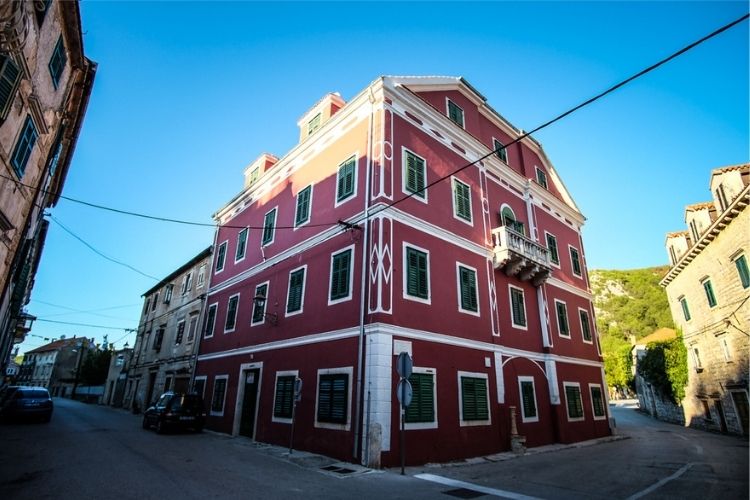 Hostel Loda
